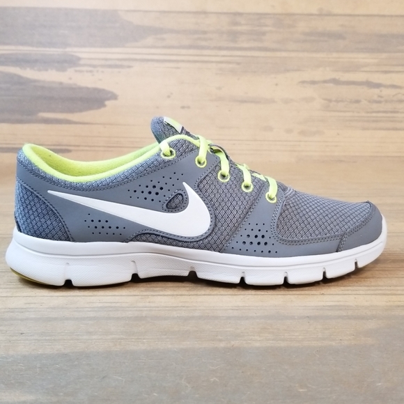 Nike Shoes - Nike Flex Experience RN Running Shoes